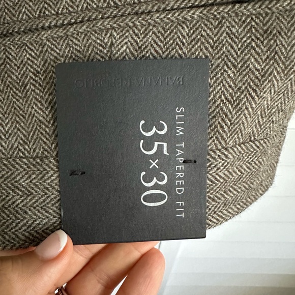 Men's Slim Tapered Fit Pants by Banana Republic - Picture 2 of 7